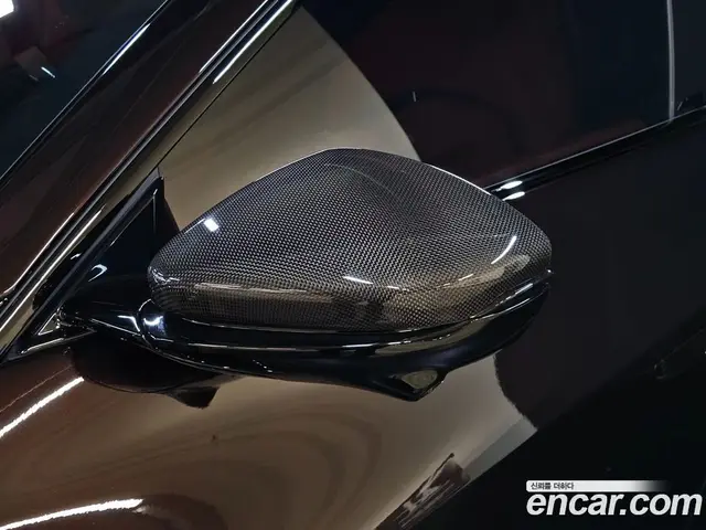 Ferrari Purosangue 2025 6.5 автомат (гидро), миниатюра 10 Ferrari Purosangue 2025 6.5 автомат (гидро), миниатюра 10