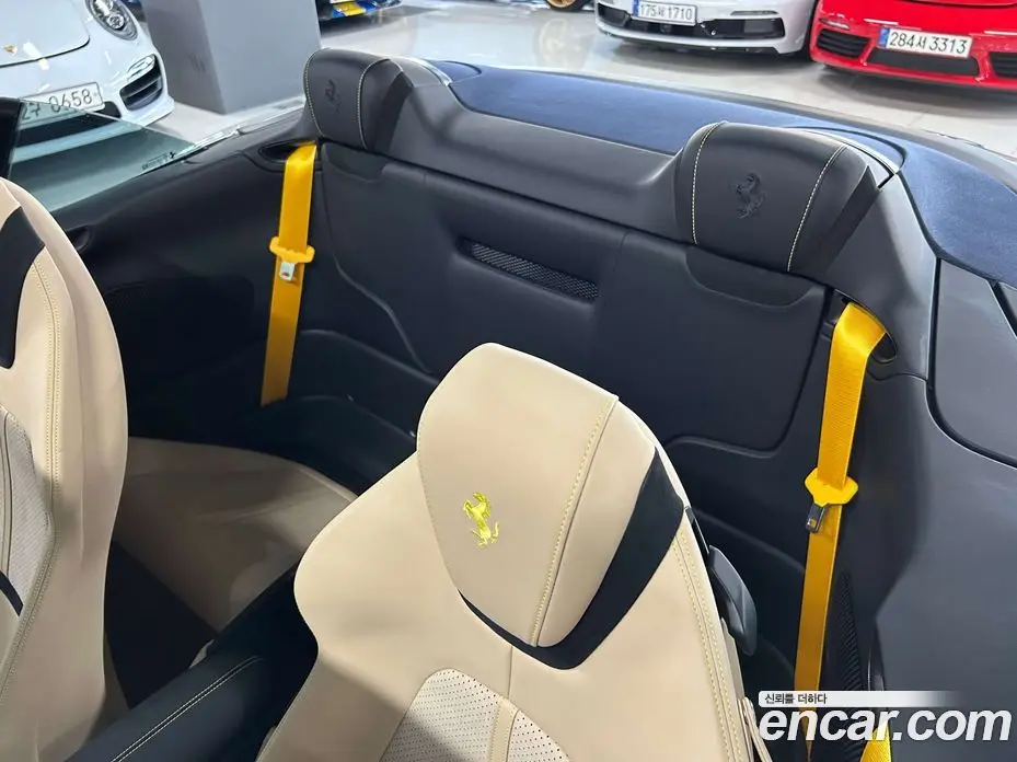 Ferrari Roma 2024 3.9 автомат (гидро), фото 12 Ferrari Roma 2024 3.9 автомат (гидро), фото 12
