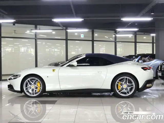 Ferrari Roma 2024 3.9 автомат (гидро), миниатюра 3 Ferrari Roma 2024 3.9 автомат (гидро), миниатюра 3