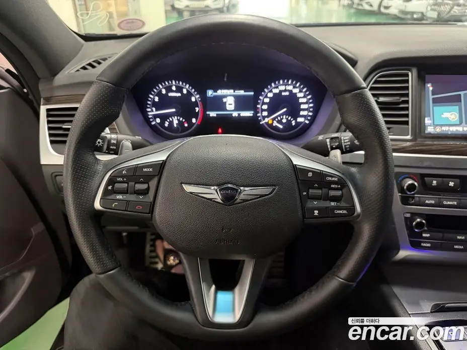 Genesis G80 2019 3.3 автомат (гидро), фото 4 Genesis G80 2019 3.3 автомат (гидро), фото 4