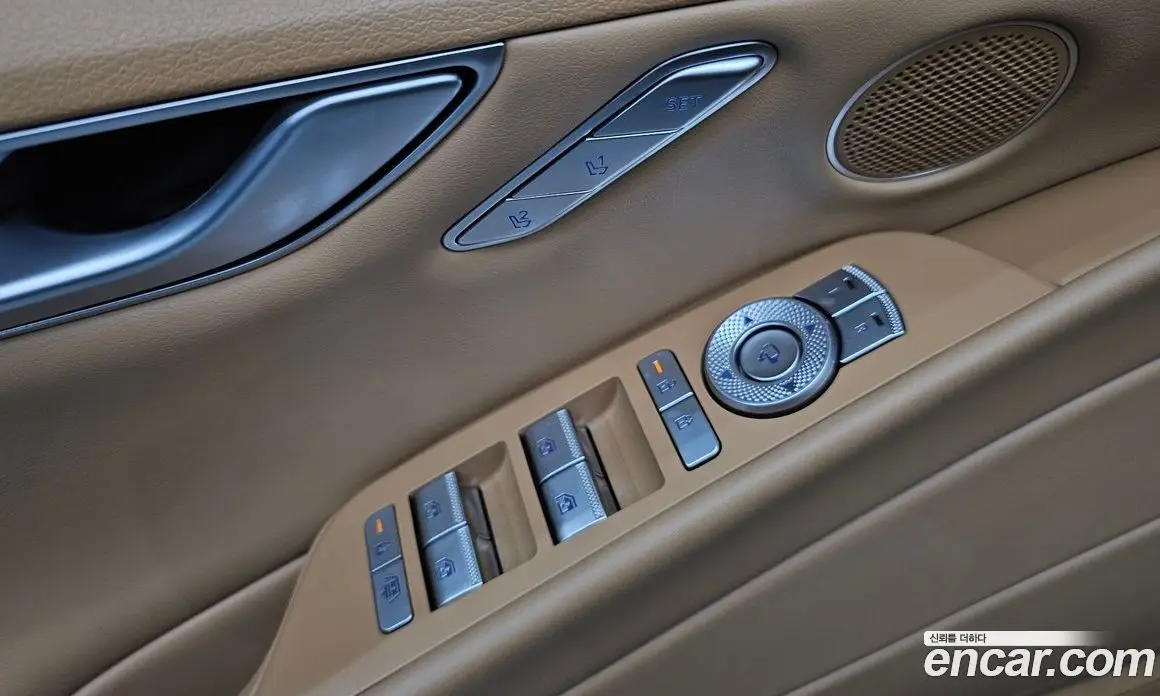 Genesis G80 2025 2.5 автомат (гидро), фото 18