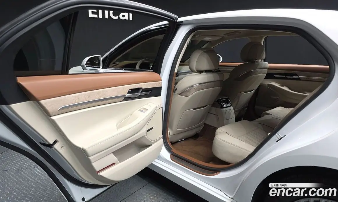 Genesis G90 2021 3.8 автомат (гидро), фото 16 Genesis G90 2021 3.8 автомат (гидро), фото 16