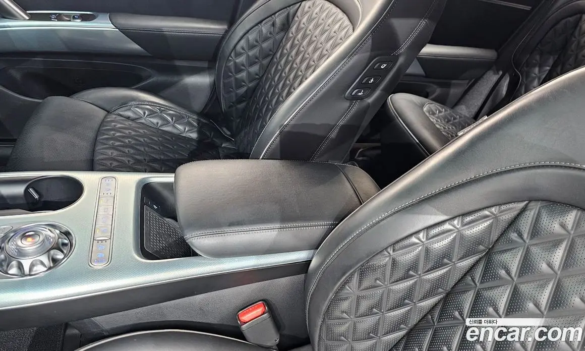 Genesis GV60 2022 0.1 автомат (гидро), фото 26 Genesis GV60 2022 0.1 автомат (гидро), фото 26