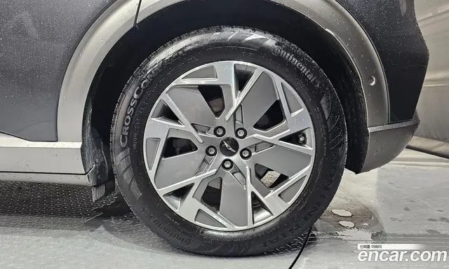 Genesis GV60 2022 0.1 автомат (гидро), миниатюра 6 Genesis GV60 2022 0.1 автомат (гидро), миниатюра 6