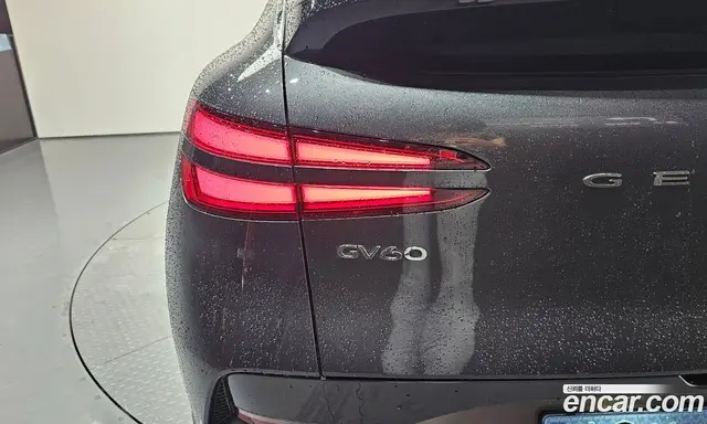 Genesis GV60 2022 0.1 автомат (гидро), миниатюра 8 Genesis GV60 2022 0.1 автомат (гидро), миниатюра 8
