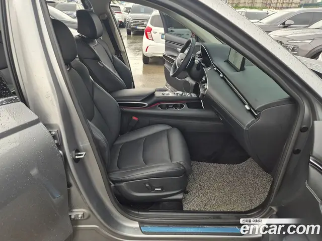 Genesis GV70 2022 2.5 автомат (гидро), миниатюра 11 Genesis GV70 2022 2.5 автомат (гидро), миниатюра 11