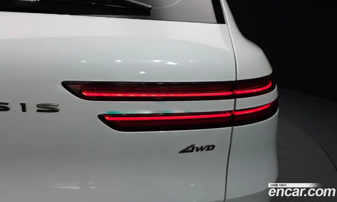 Genesis GV70 2022 2.5 автомат (гидро), фото 9 Genesis GV70 2022 2.5 автомат (гидро), фото 9