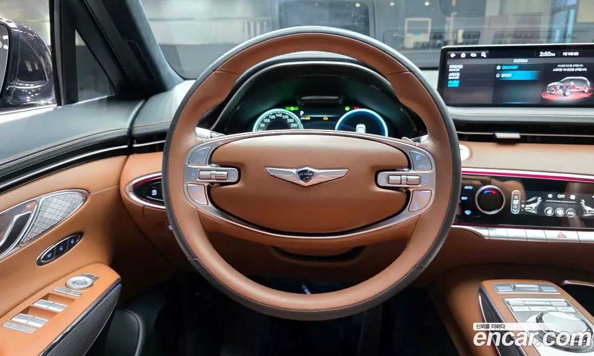 Genesis GV70 2023 2.5 автомат (гидро), фото 14 Genesis GV70 2023 2.5 автомат (гидро), фото 14