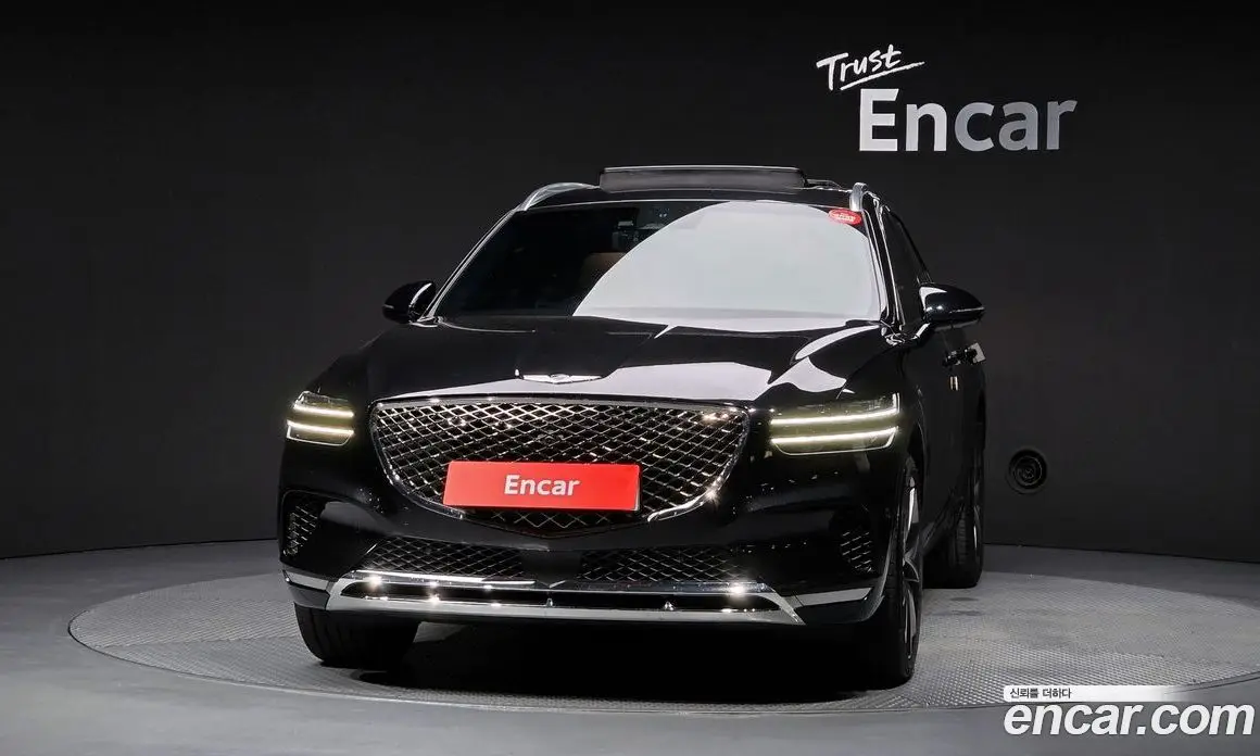 Genesis GV70 2023 2.5 автомат (гидро), фото 3 Genesis GV70 2023 2.5 автомат (гидро), фото 3