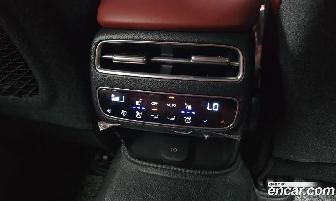 Genesis GV70 2024 2.5 автомат (гидро), фото 30 Genesis GV70 2024 2.5 автомат (гидро), фото 30