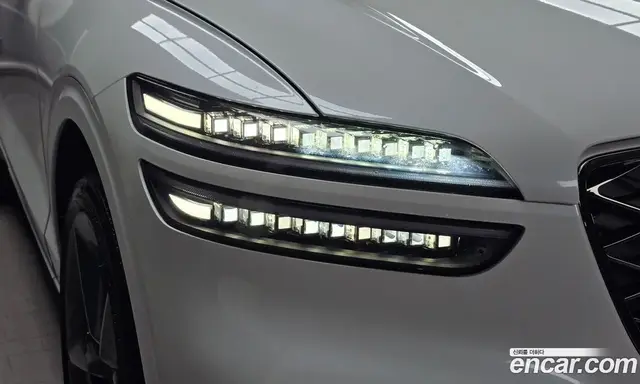 Genesis GV70 2024 2.5 автомат (гидро), миниатюра 7 Genesis GV70 2024 2.5 автомат (гидро), миниатюра 7