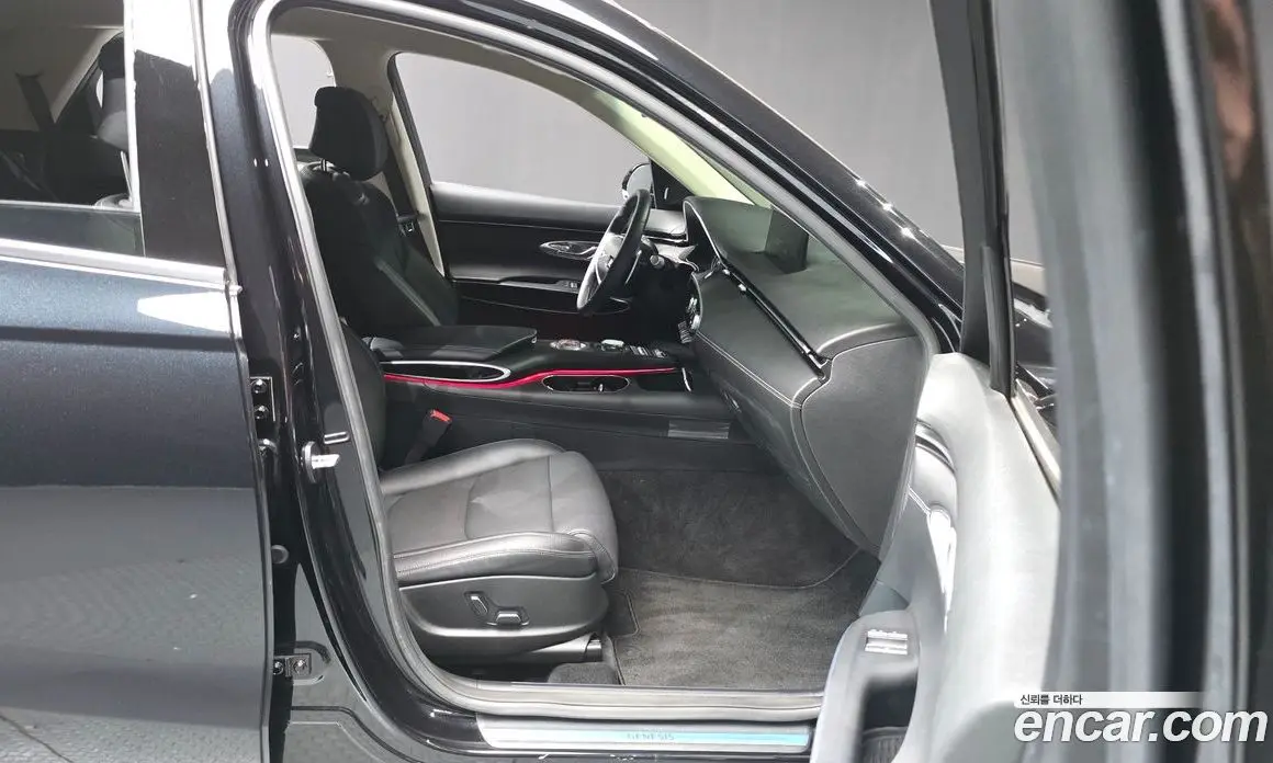 Genesis GV70 2024 2.5 автомат (гидро), фото 11