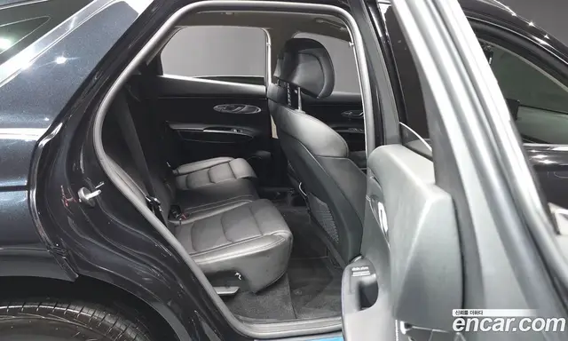 Genesis GV70 2024 2.5 автомат (гидро), миниатюра 12