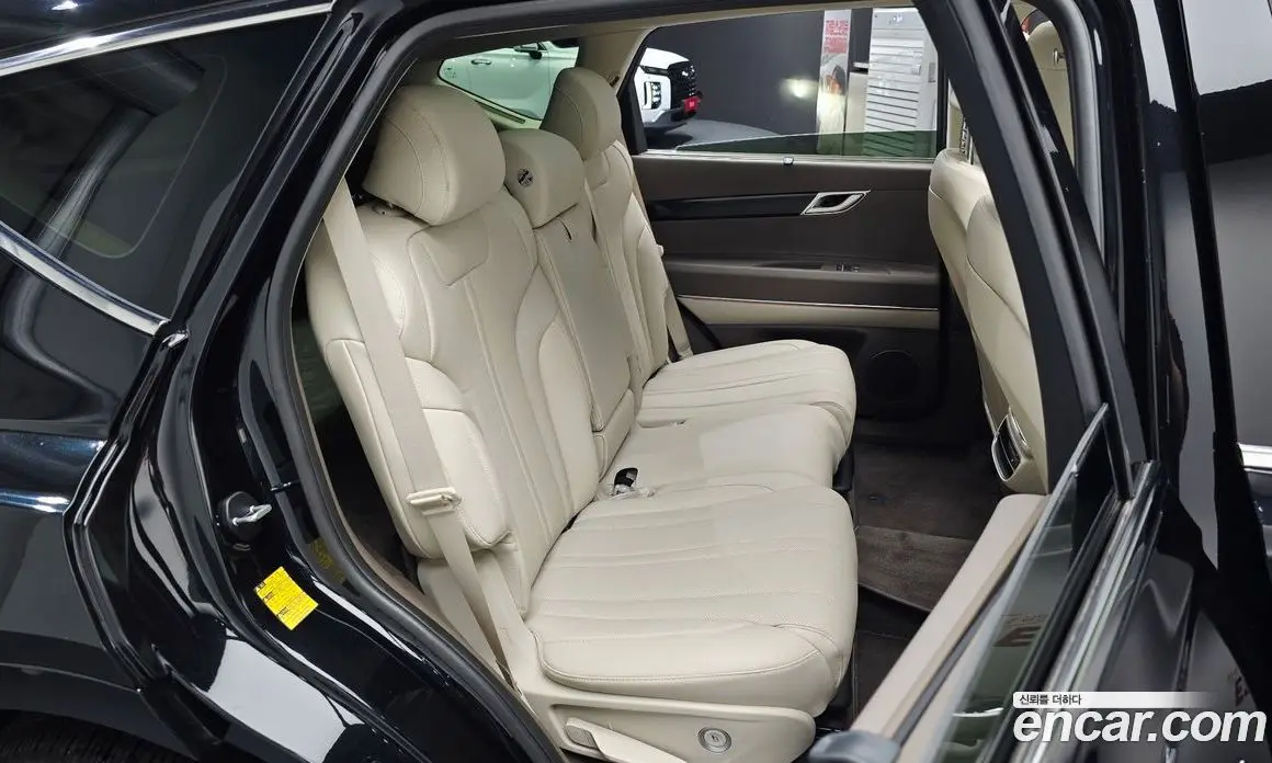 Genesis GV80 2022 2.5 автомат (гидро), фото 17 Genesis GV80 2022 2.5 автомат (гидро), фото 17