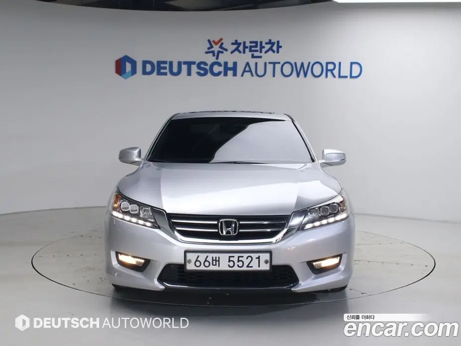 Honda Accord 2014 2.5 автомат (гидро), фото 3 Honda Accord 2014 2.5 автомат (гидро), фото 3
