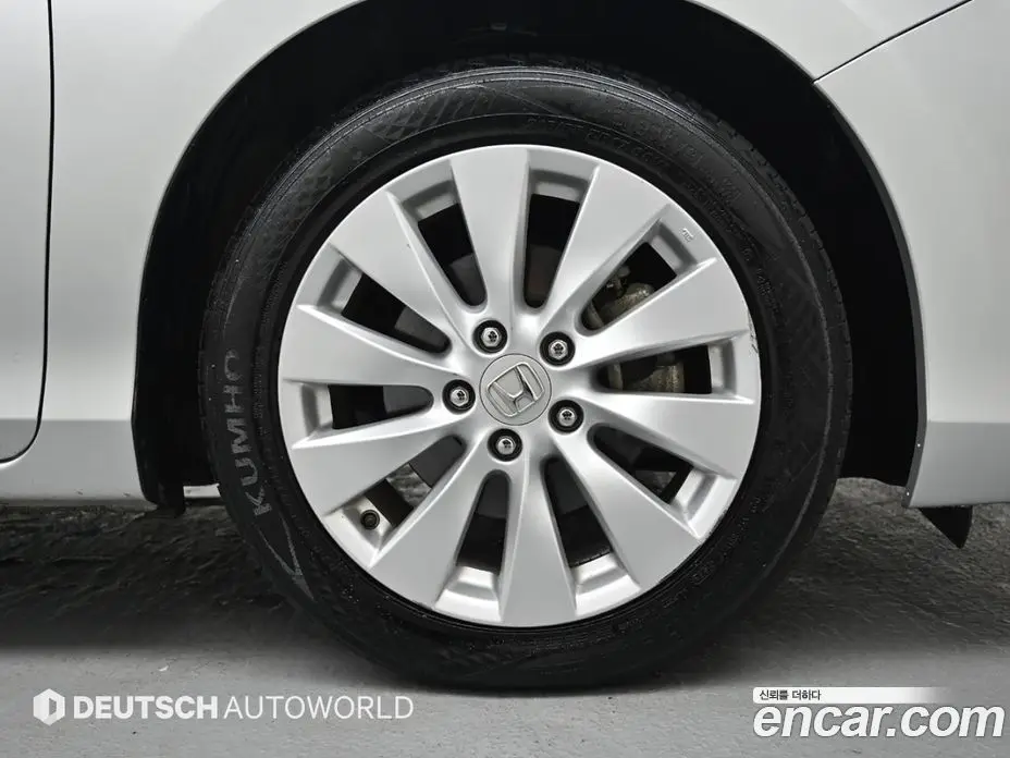 Honda Accord 2014 2.5 автомат (гидро), фото 5 Honda Accord 2014 2.5 автомат (гидро), фото 5