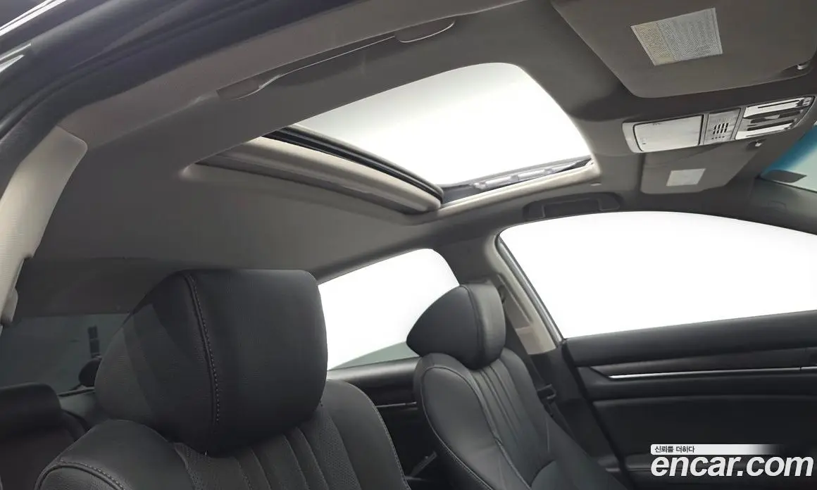 Honda Accord 2019 1.5 автомат (гидро), фото 16