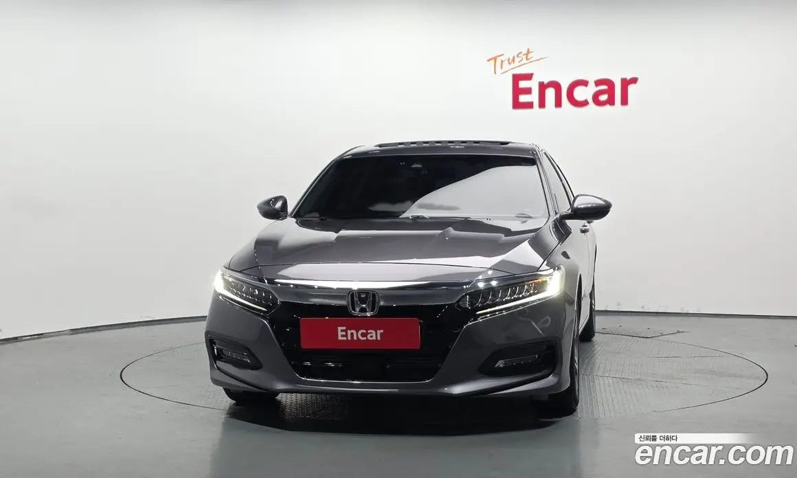 Honda Accord 2019 1.5 автомат (гидро), фото 3