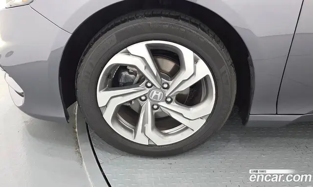 Honda Accord 2019 1.5 автомат (гидро), миниатюра 5