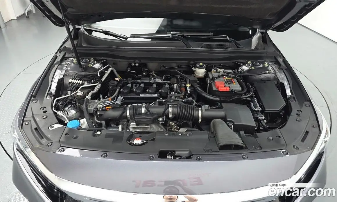 Honda Accord 2019 1.5 автомат (гидро), фото 6