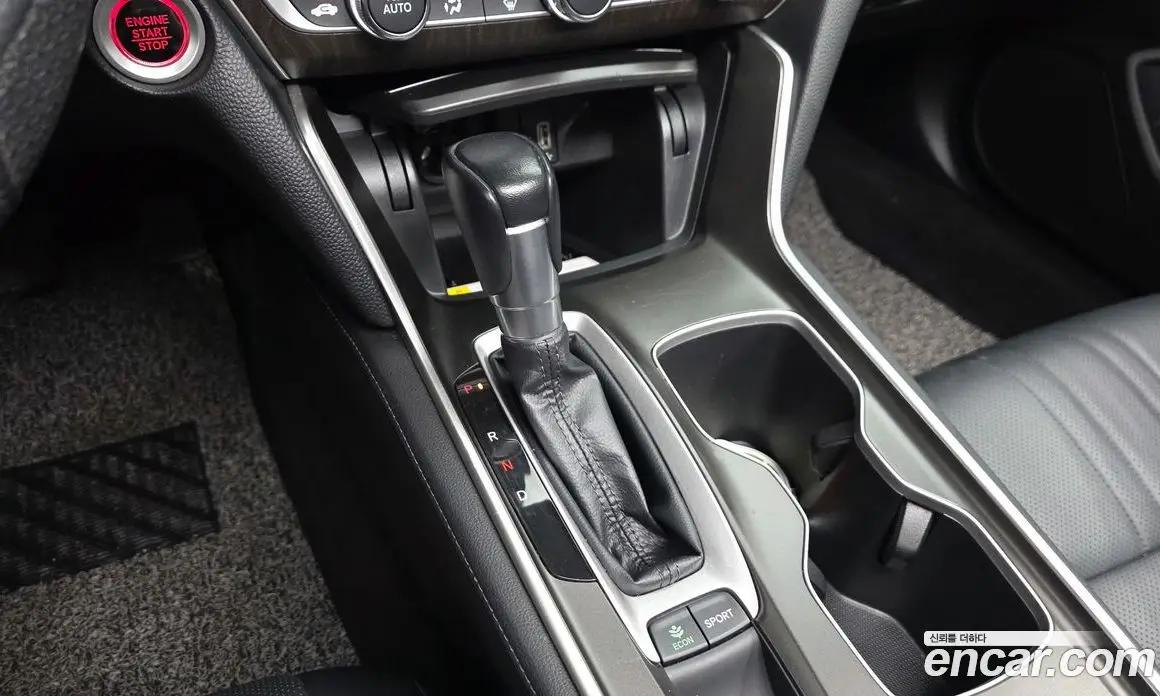 Honda Accord 2019 1.5 автомат (гидро), фото 9