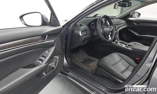 Honda Accord 2019 1.5 автомат (гидро), миниатюра 10