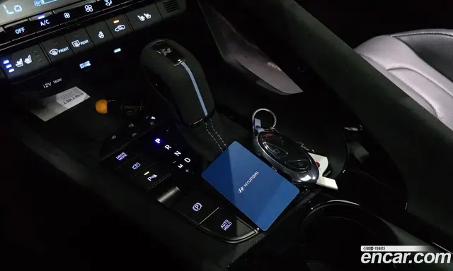 Hyundai Avante 2023 2.0 автомат (гидро), миниатюра 11