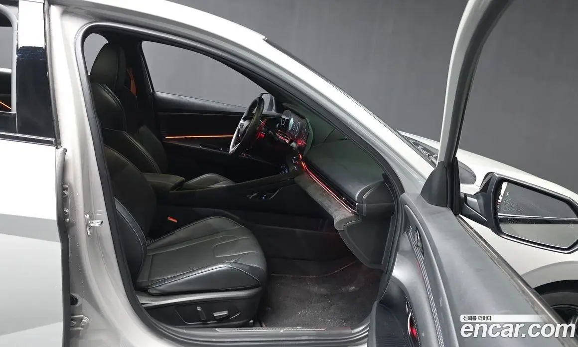 Hyundai Avante 2023 2.0 автомат (гидро), фото 16