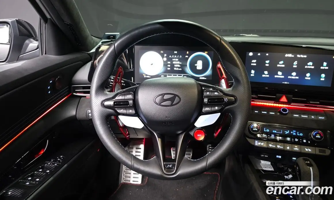 Hyundai Avante 2023 2.0 автомат (гидро), фото 18