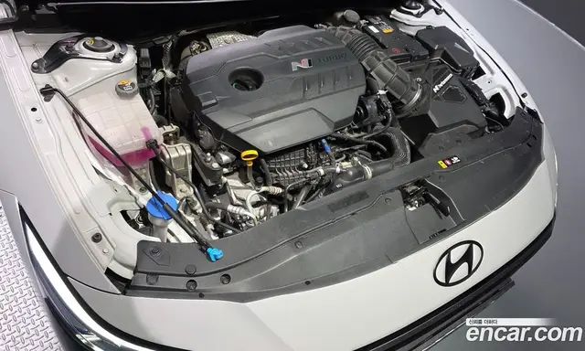 Hyundai Avante 2023 2.0 автомат (гидро), миниатюра 5
