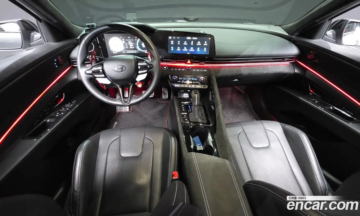Hyundai Avante 2023 2.0 автомат (гидро), фото 9