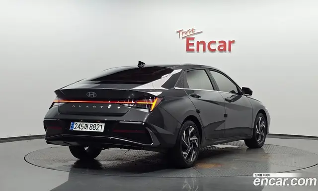 Hyundai Avante 2025 1.6 автомат (гидро), миниатюра 1 Hyundai Avante 2025 1.6 автомат (гидро), миниатюра 1