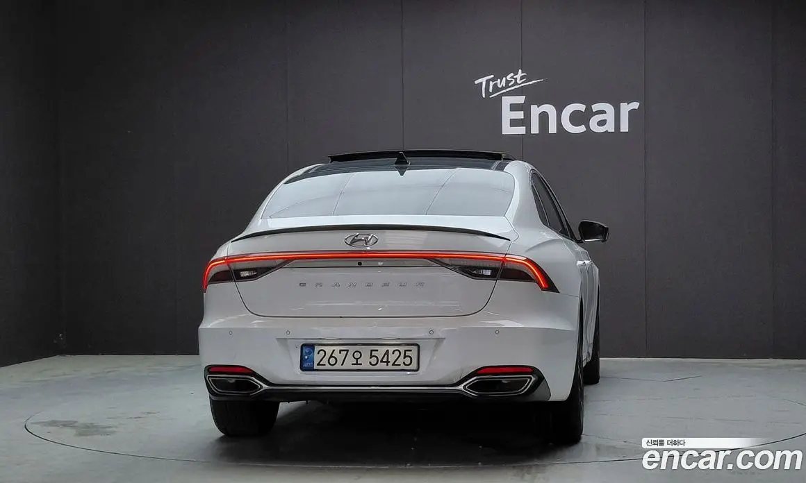 Hyundai Grandeur 2022 3.3 автомат (гидро), фото 4 Hyundai Grandeur 2022 3.3 автомат (гидро), фото 4