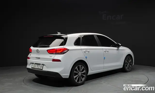 Hyundai i30 2018 1.4 автомат (гидро), миниатюра 2