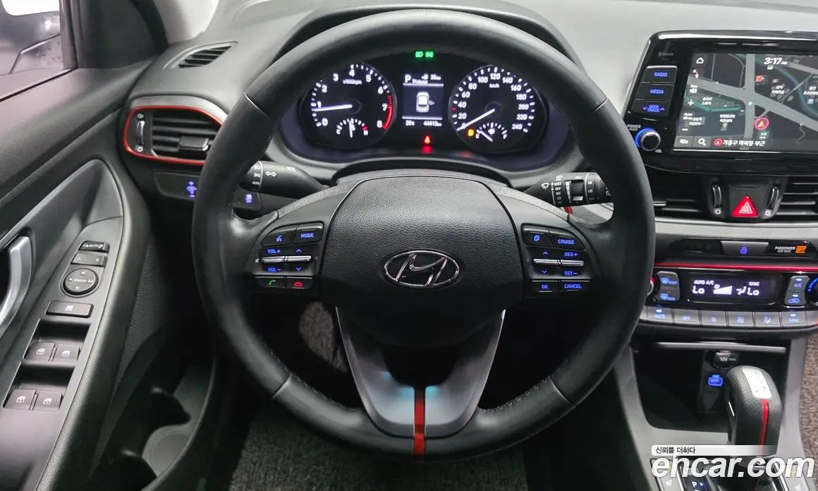 Hyundai i30 2018 1.4 автомат (гидро), фото 19