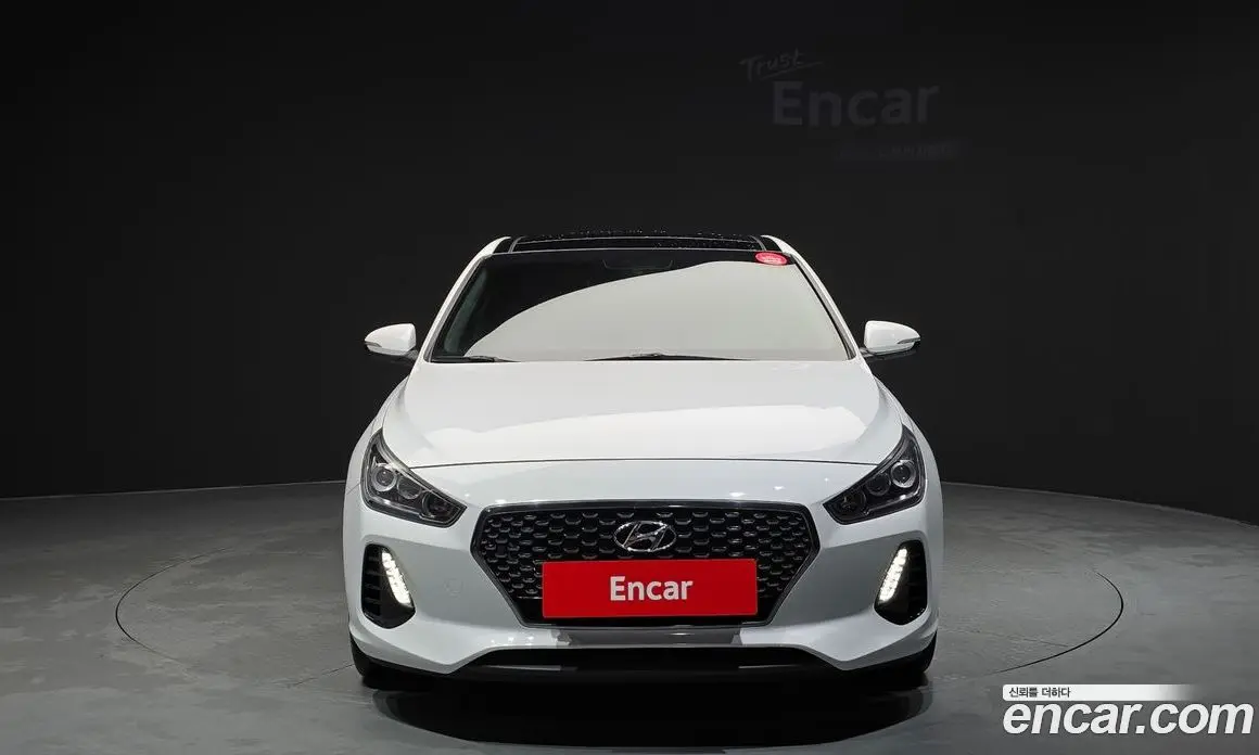 Hyundai i30 2018 1.4 автомат (гидро), фото 3