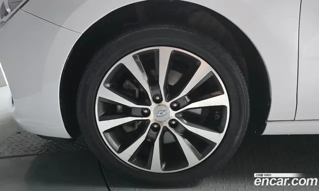 Hyundai i30 2018 1.4 автомат (гидро), миниатюра 5
