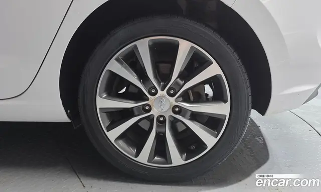 Hyundai i30 2018 1.4 автомат (гидро), миниатюра 7