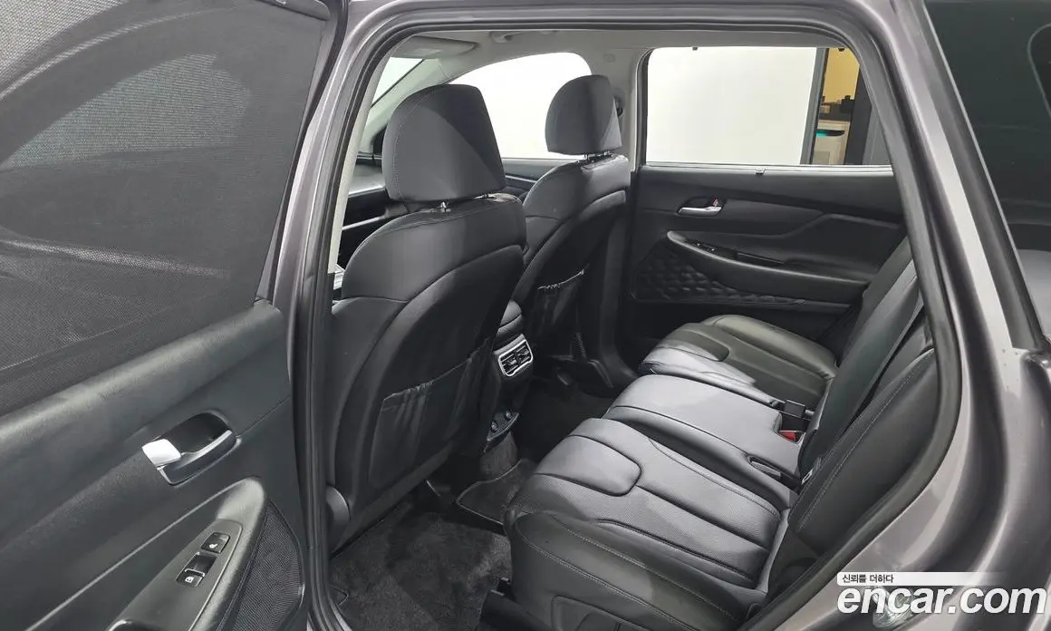 Hyundai Santa Fe 2022 2.2 автомат (гидро), фото 16 Hyundai Santa Fe 2022 2.2 автомат (гидро), фото 16
