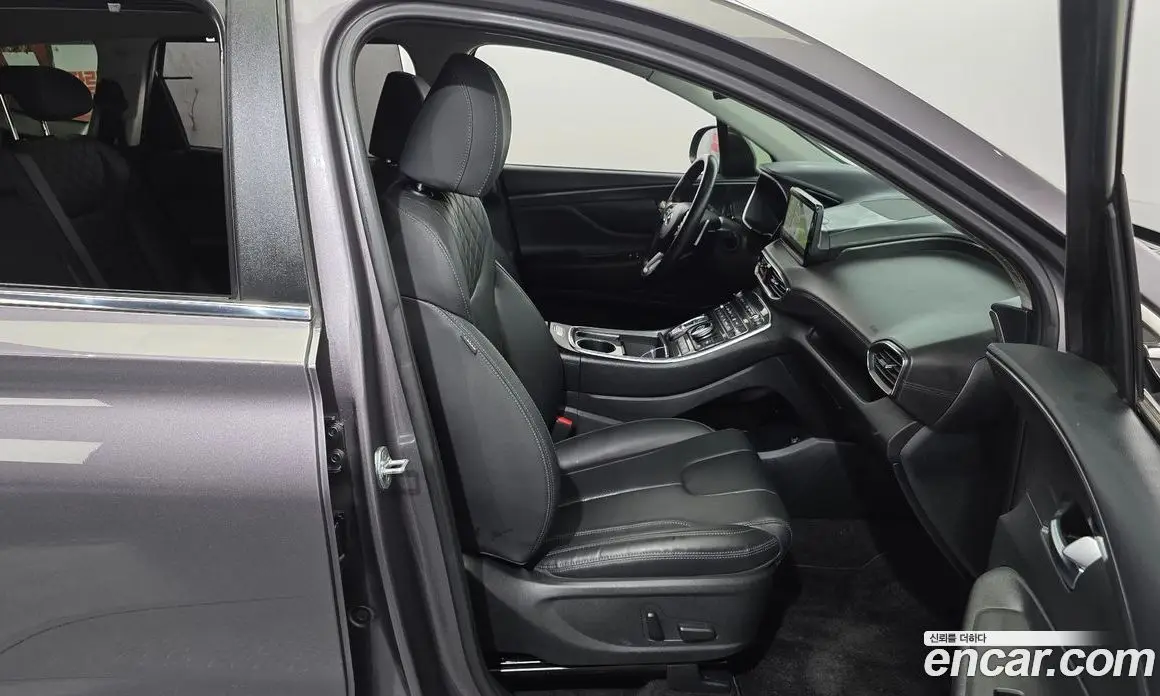 Hyundai Santa Fe 2022 2.2 автомат (гидро), фото 17 Hyundai Santa Fe 2022 2.2 автомат (гидро), фото 17