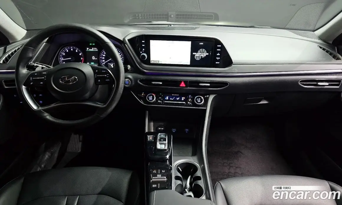 Hyundai Sonata 2022 2.0 автомат (гидро), фото 10 Hyundai Sonata 2022 2.0 автомат (гидро), фото 10
