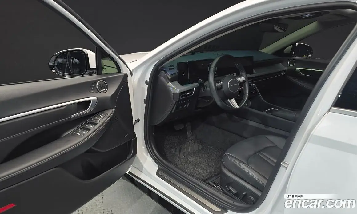Hyundai Sonata 2023 1.6 автомат (гидро), фото 10 Hyundai Sonata 2023 1.6 автомат (гидро), фото 10
