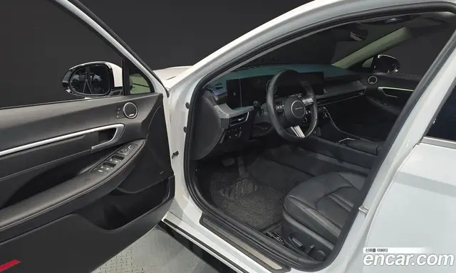 Hyundai Sonata 2023 1.6 автомат (гидро), миниатюра 10 Hyundai Sonata 2023 1.6 автомат (гидро), миниатюра 10