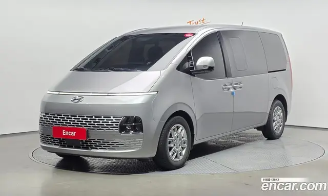 Hyundai Staria 2023 3.5 автомат (гидро), миниатюра 1 Hyundai Staria 2023 3.5 автомат (гидро), миниатюра 1