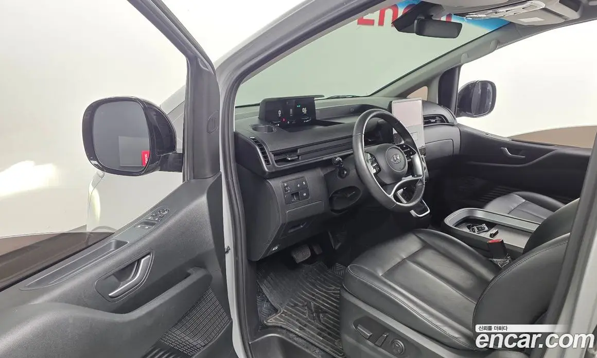 Hyundai Staria 2023 3.5 автомат (гидро), фото 13 Hyundai Staria 2023 3.5 автомат (гидро), фото 13