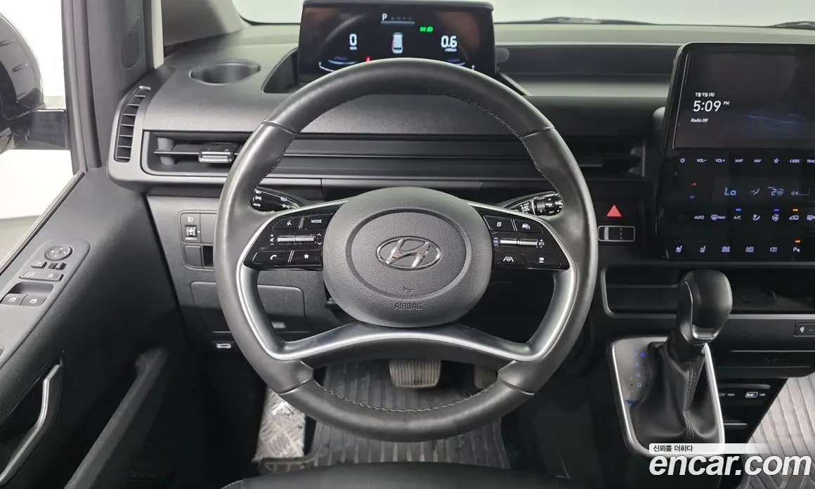 Hyundai Staria 2023 3.5 автомат (гидро), фото 19 Hyundai Staria 2023 3.5 автомат (гидро), фото 19
