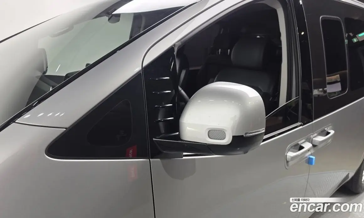Hyundai Staria 2023 3.5 автомат (гидро), фото 31 Hyundai Staria 2023 3.5 автомат (гидро), фото 31