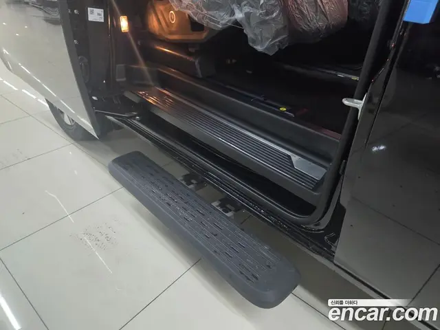 Hyundai Staria 2026 3.5 автомат (гидро), миниатюра 7