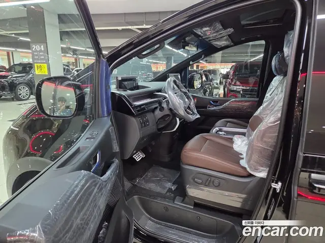 Hyundai Staria 2026 3.5 автомат (гидро), миниатюра 9