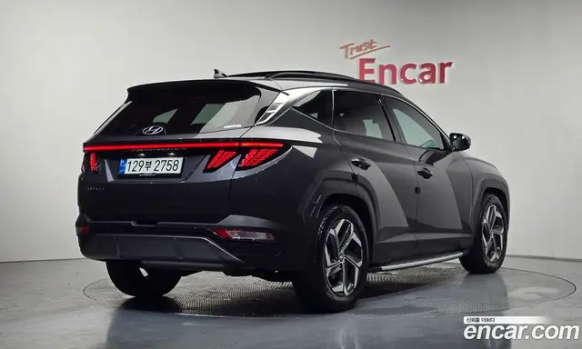 Hyundai Tucson 2021 1.6 автомат (гидро), миниатюра 1 Hyundai Tucson 2021 1.6 автомат (гидро), миниатюра 1